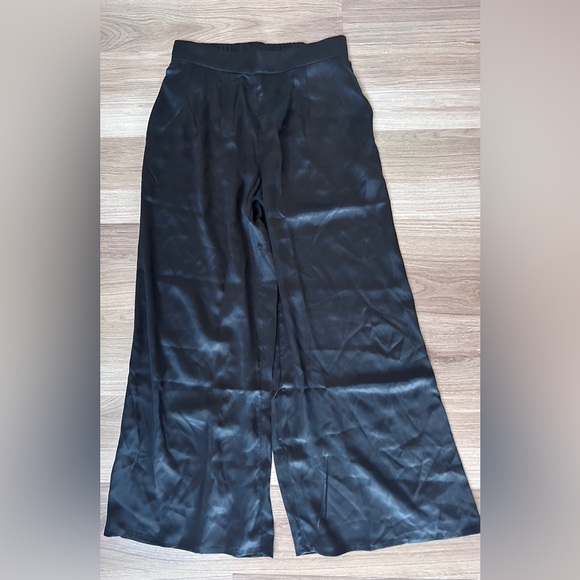 Etam Other - Etam Wide Leg Elastic Waist Black Pajama Bottoms  Size Medium